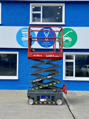 Skyjack SJ3014 Electric Scissor Lift