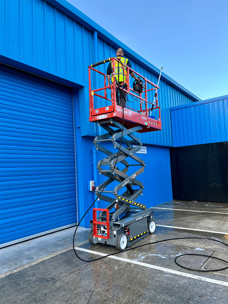 Choosing the Right Scissor Lift for Every Job