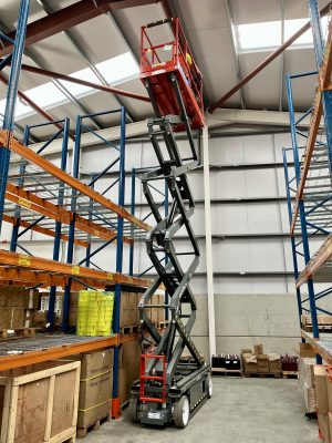 Scissor Lift 32ft Narrow Electric